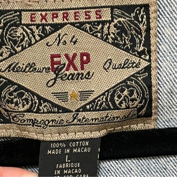 β‘οΈ SOLD Men's Express Denim Jacket Faux Leather Collar, Size Large - Picture 8 of 11